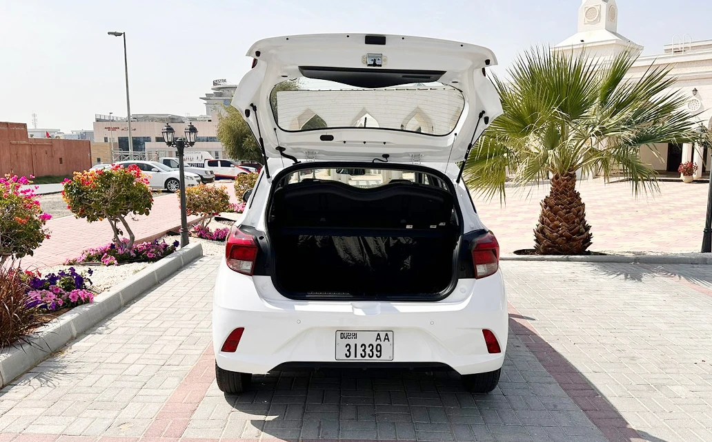 Hundai I10 Frand 2024 White 3