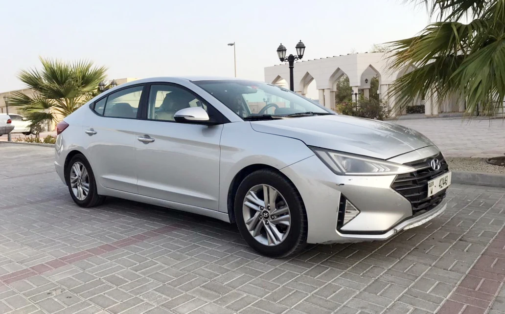 Hyundai Elentra 20 2019 Silver 5