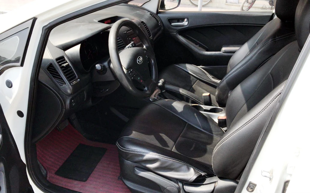 Kia Cerato 2015 White 6