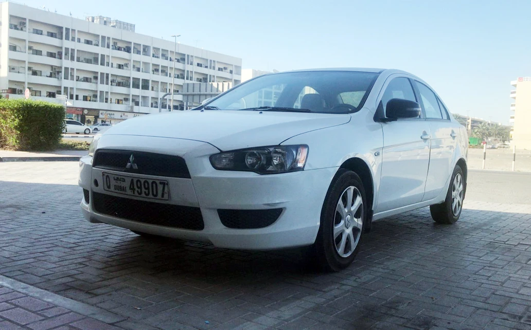 Mitsubishi Lancer 16 2015 White 5