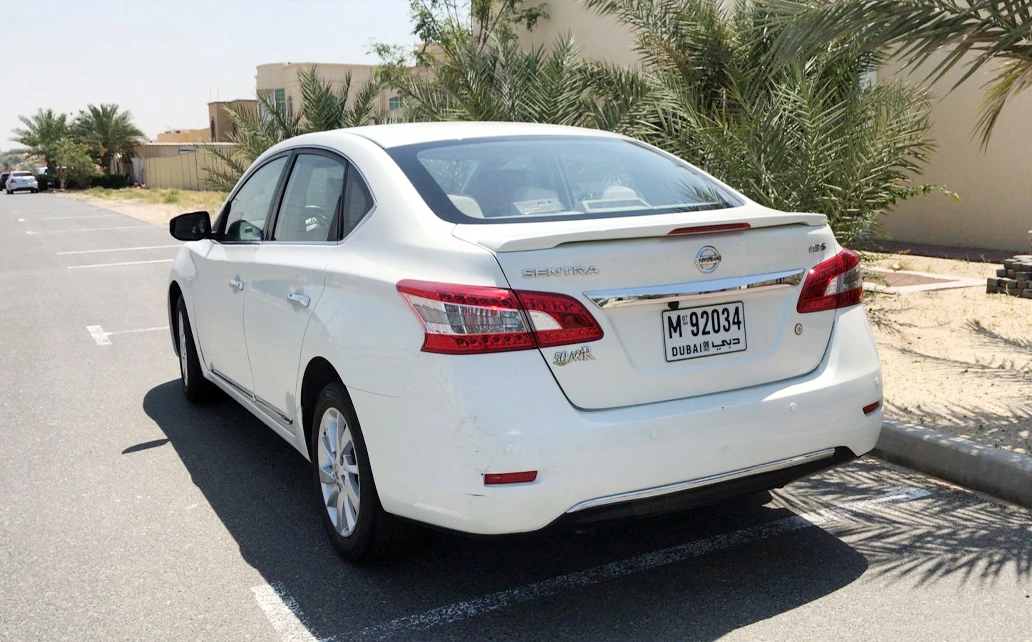 Nissan Sentra 18 2018 White 7