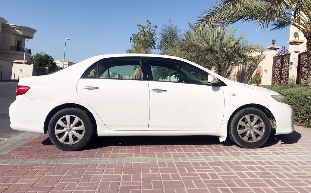 Toyota Corolla 18 2013 Silver 5