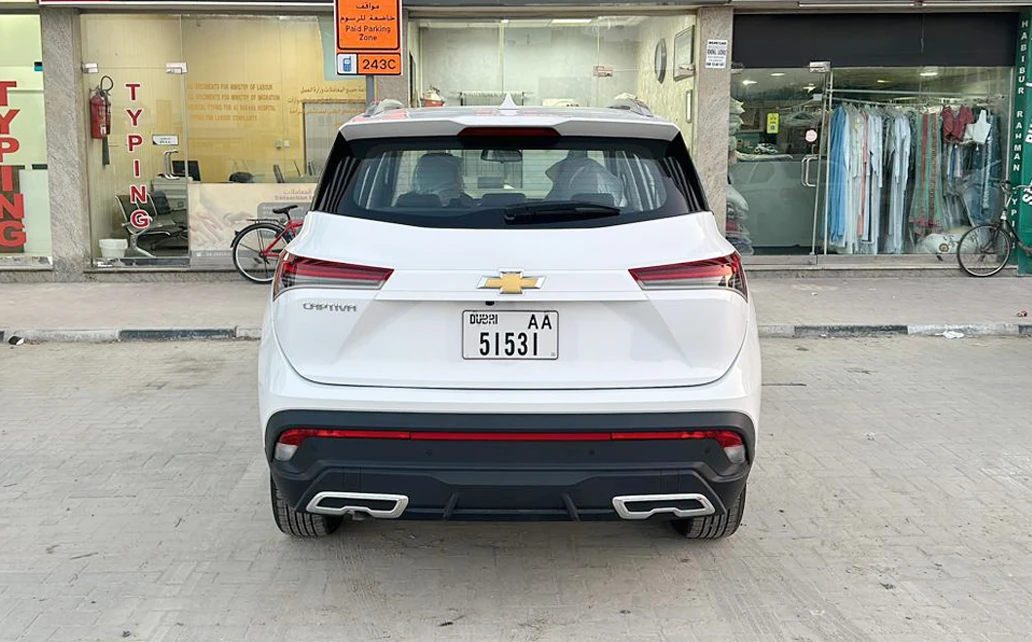 Chevrolet Captiva 2024 White 7