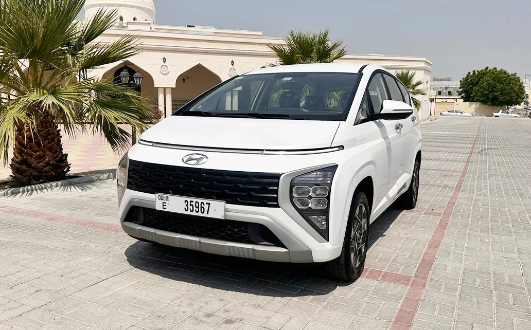 Hyundai Stargazer 2025 White 7